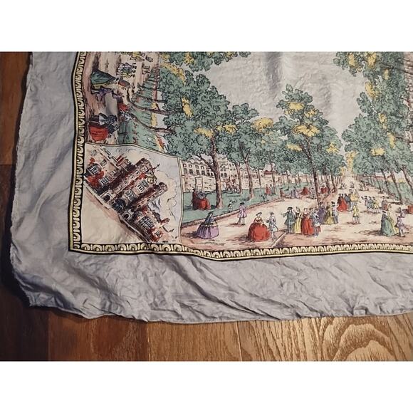 Liberty of London Scarf colonial print ladies gentlemen square 26 x 27 gray red - Picture 2 of 10